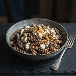 Illustration for the Pasta with poppy seed, walnuts and honey meal